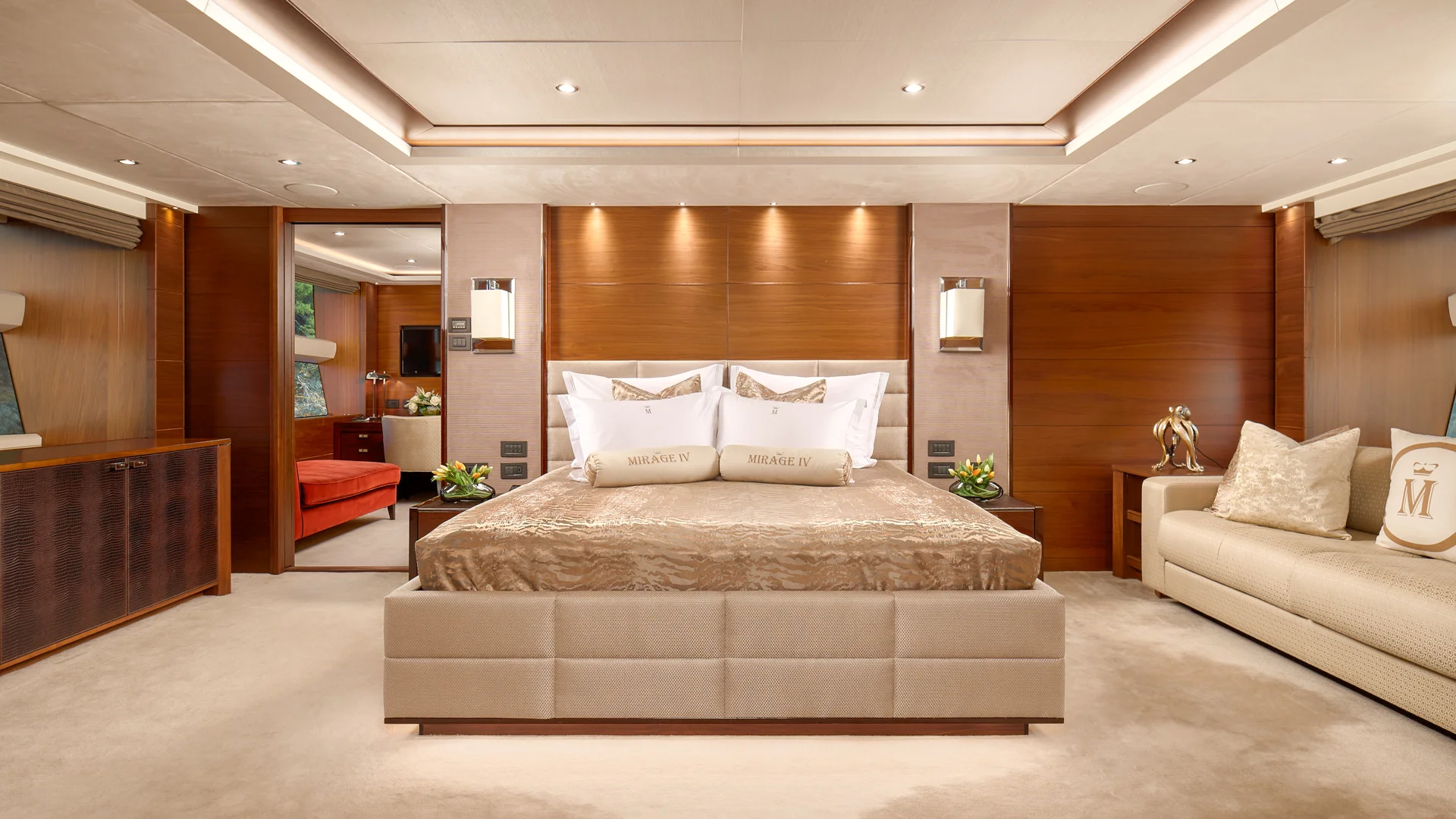 28 Mirage IV Master suite